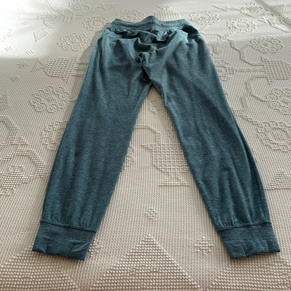 LULULEMON READY TO RULU HIGH RISE JOGGER SIZE 6 - Picture 5 of 9